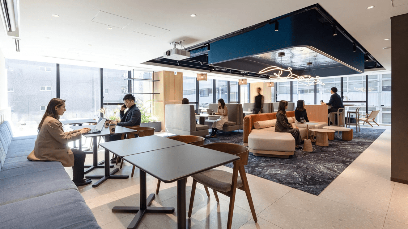 【挑戦を支援】将来的な独立もサポート！グループ内ベンチャー制度で新しいキャリアに挑める！プロフェッショナルかつ成長の機会に溢れ、挑戦を後押しする環境がある税理士法人の画像