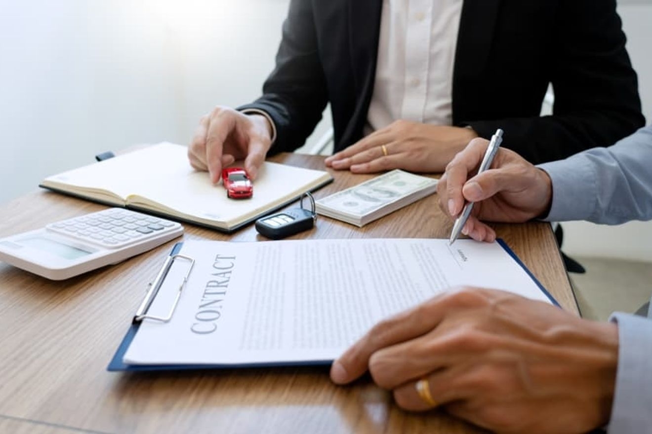 社会保険の手続き期限一覧！独立開業〜従業員の採用・退職で必要な届出まとめ