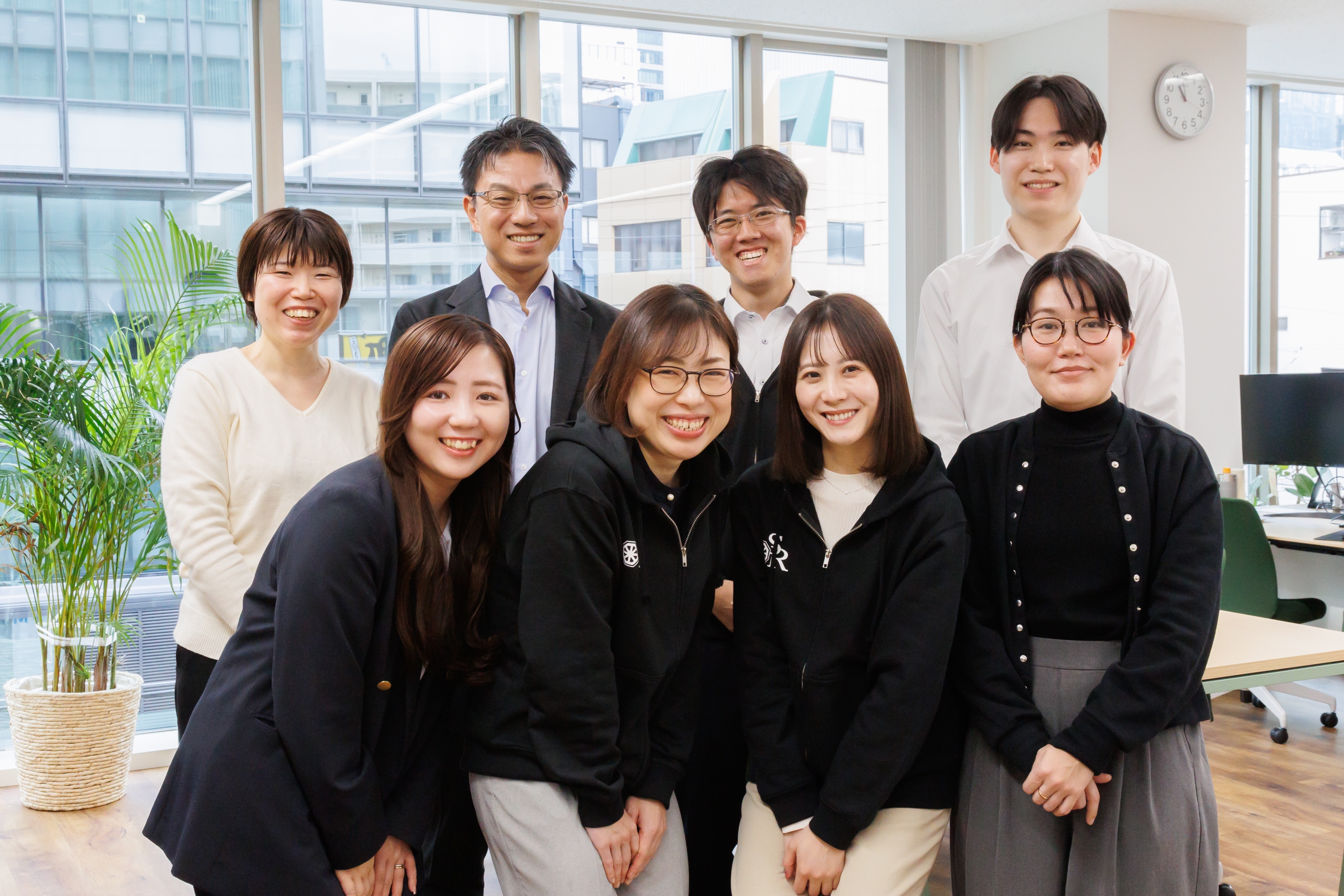 【業務に慣れてきたら週3日在宅勤務可＆残業は月10時間程度！】導入実績1,300社以上、継続率95％以上！企業型確定拠出年金（企業型DC）の導入を専門に支援する成長企業の画像