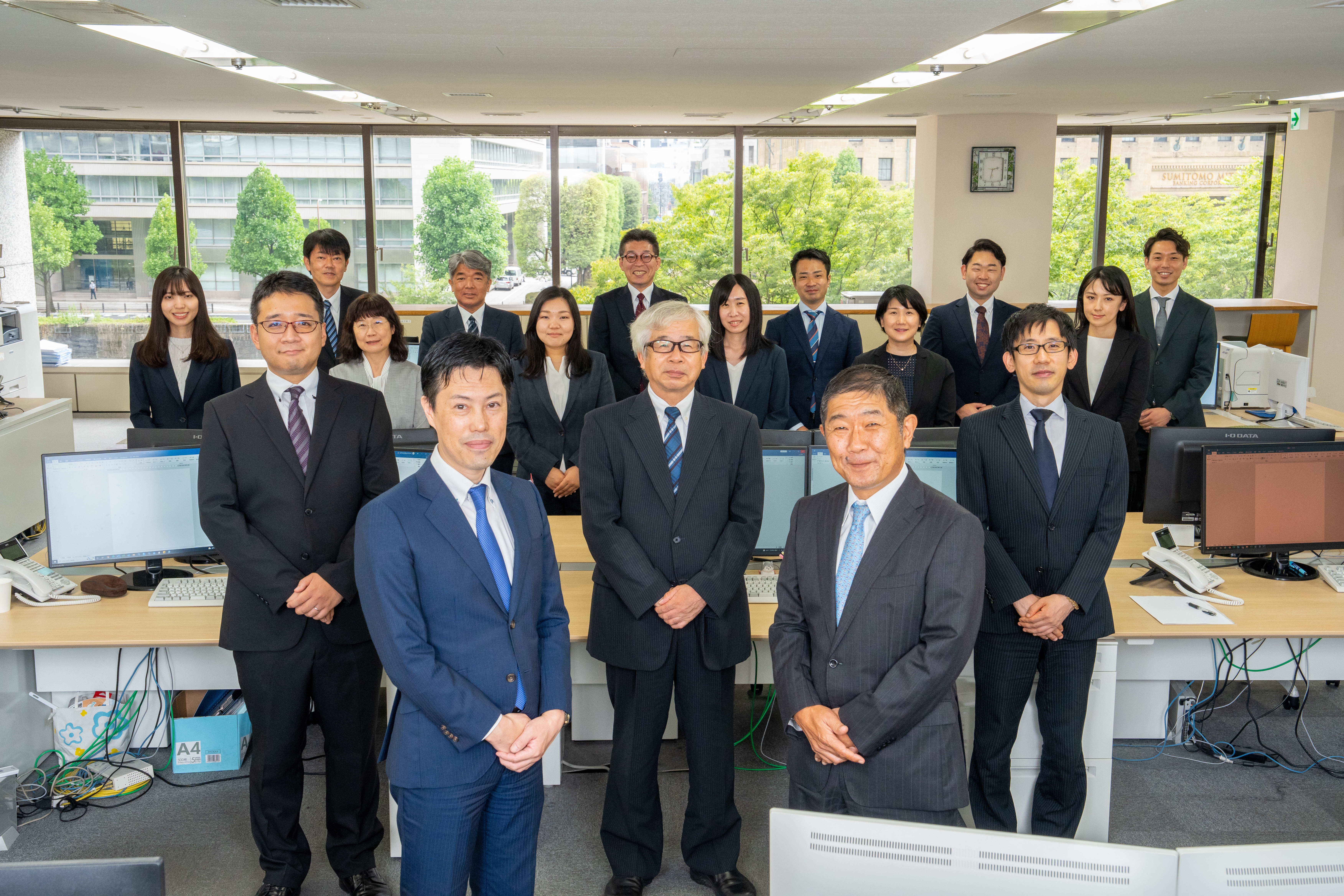 【税理士補助】業界未経験必見！入社2年間は残業時間なし！資格試験との両立を目指せ、幅広い業務が経験できる税理士法人の画像