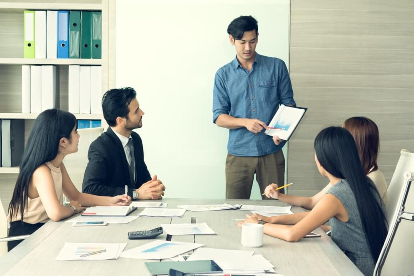 人間関係調整課？