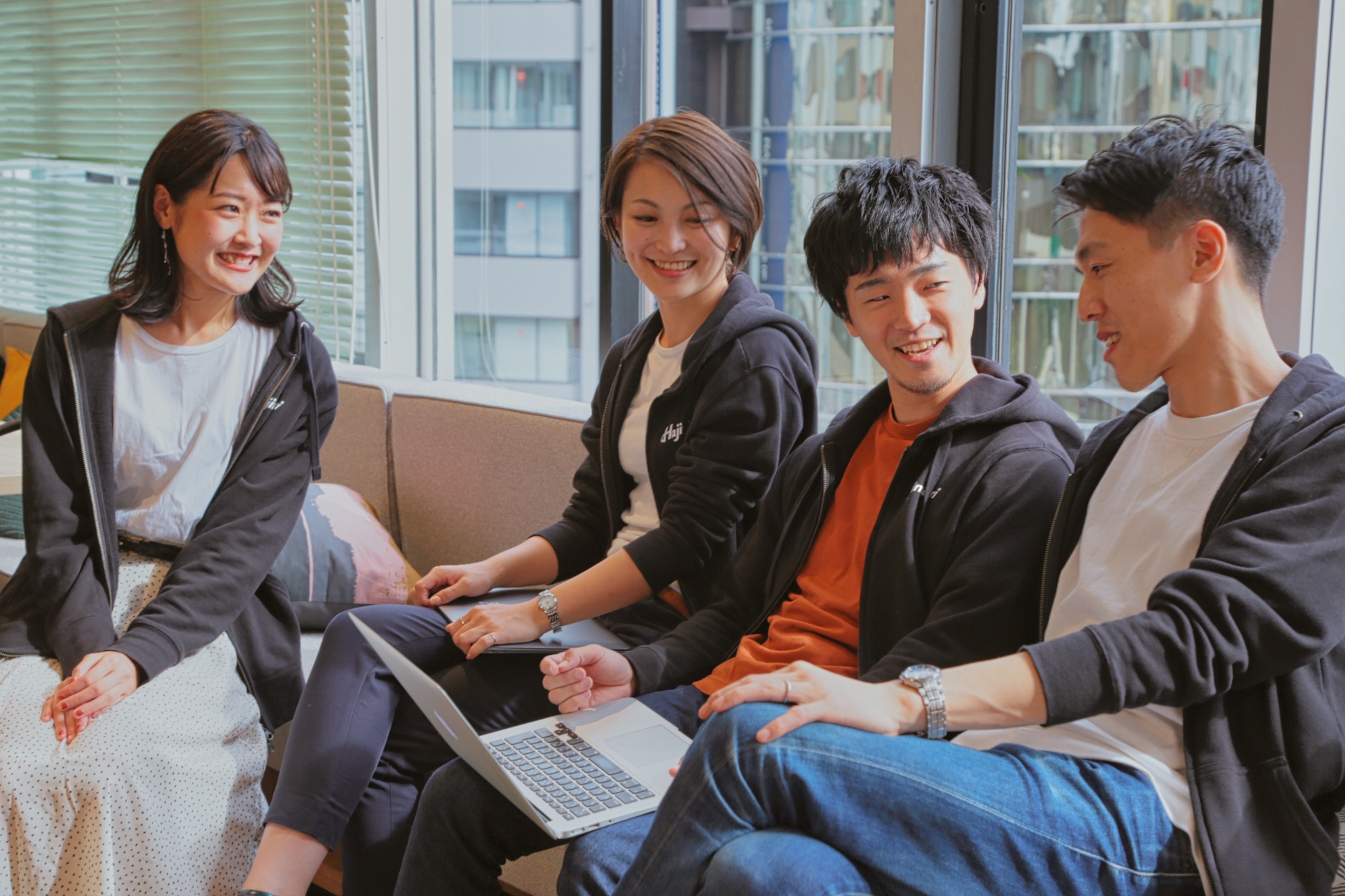 【急成長中！】大学在学中に公認会計士試験合格、大手監査法人で上場企業の法定監査・IPO支援を経験した管理部長が牽引！創業10年で複数事業が年商1億円超に成長したTechベンチャーの画像