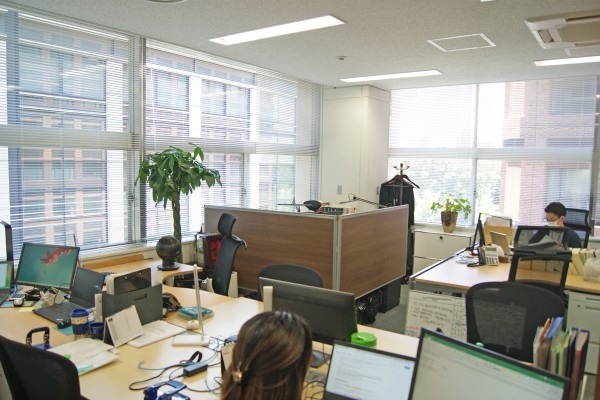 【税務会計】時短正社員＆週4勤務希望の方必見／最大1ヶ月の試験休暇／科目取得を目指している方を募集！入力業務なし＆家庭との両立・子育てを応援する税理士事務所の画像