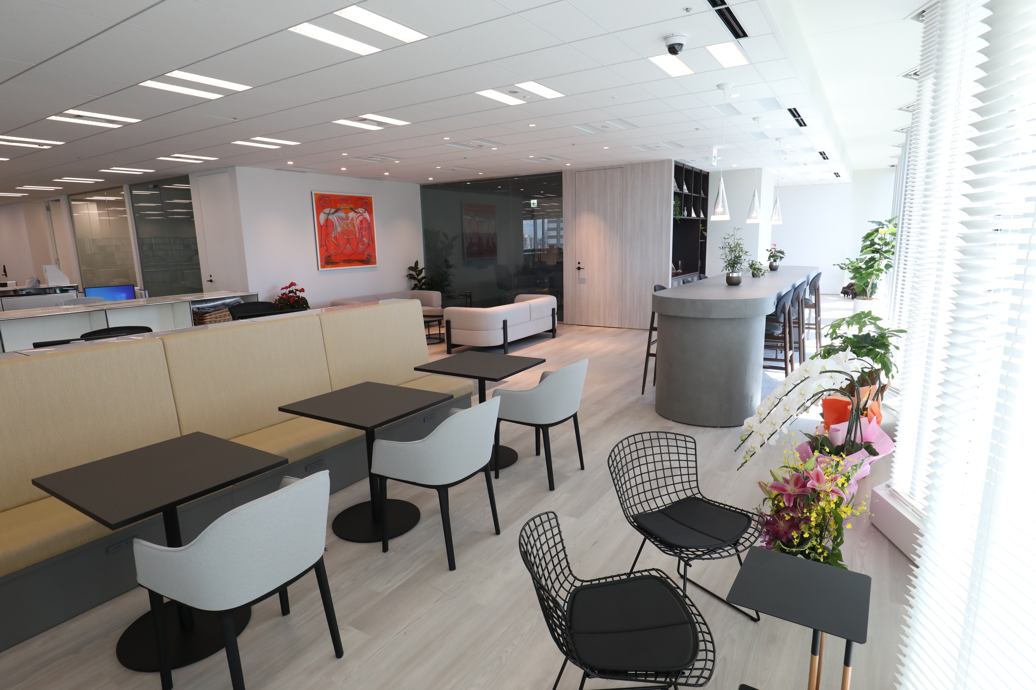 【アウトソーシング】記帳代行の経験がある方必見！英語を活かした幅広い業務を経験でき、ワークライフバランスが取れる環境づくりをしている税理士法人の画像