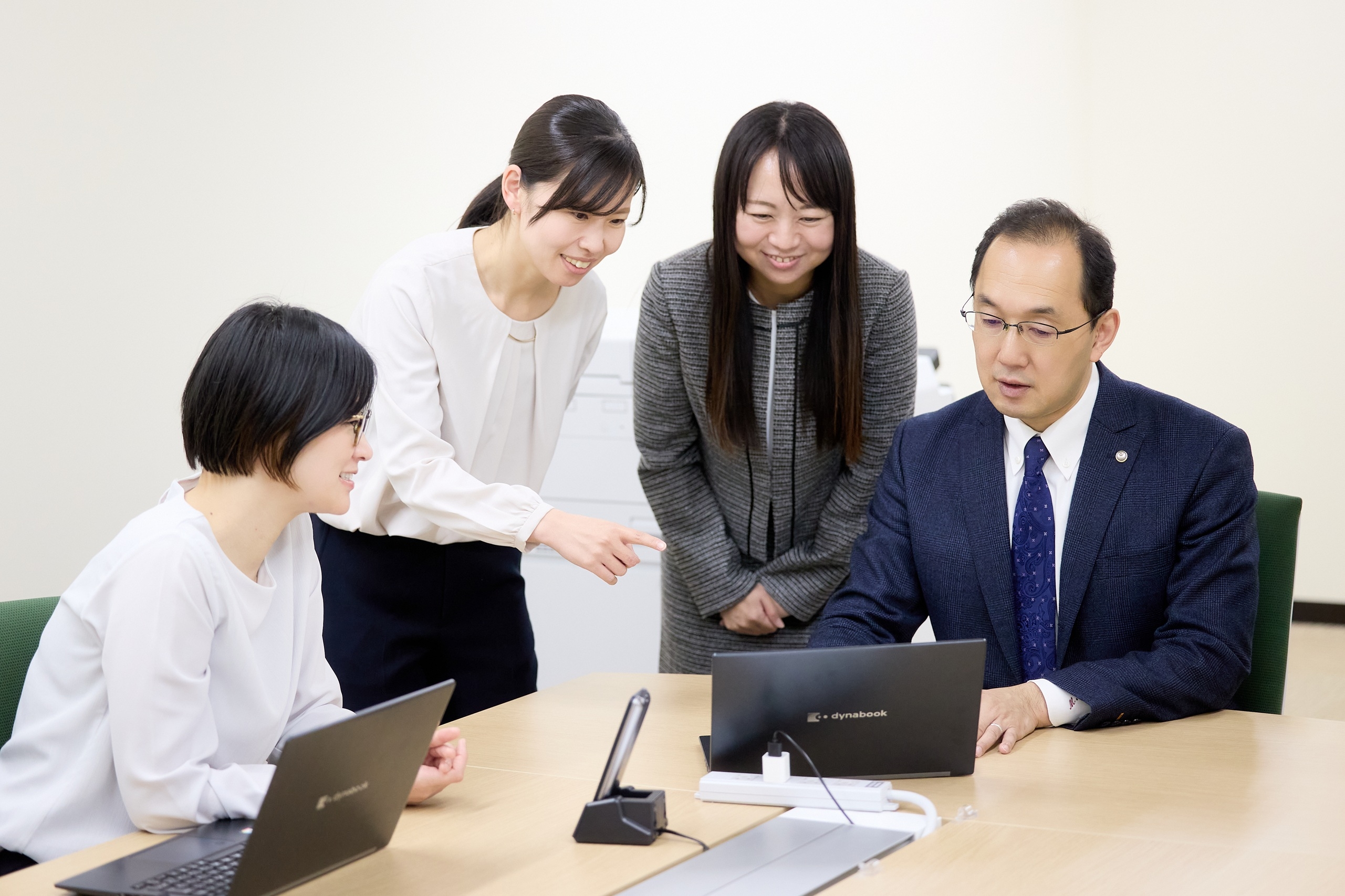 1年目は顧客担当なし＆動画研修・2人体制で育成｜2年目のひとり立ちから3年目は事業承継や経営コンサルへステップアップできる環境の画像