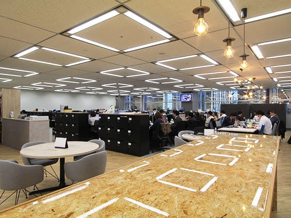 【経理】実務経験3年以上・マネージャー候補募集！創業16年増収益のWebサービス企業の画像