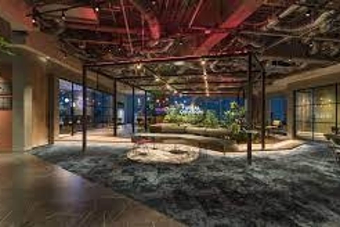 【経理スタッフ】年間休日12...の画像