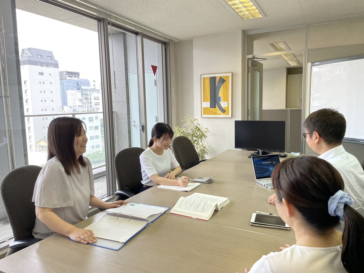 【税理士スタッフ】経験者必見！経験豊富な税理士スタッフ在住！資産税・相続税が年間70件以上！多様な業務やクライアントのサポートが経験できる税理士法人の画像