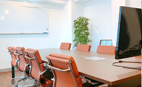 【税理士補助】◆簿記2級&実務経験1年以上必須◆年間休日120日以上◆月残業時間20時間未満◆契約顧問数100社の急成長中の税理士事務所の画像