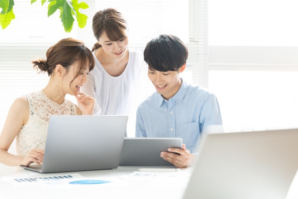 ソフトウェアも減価償却資産 仕訳方法と注意点について Hupro Magazine 士業 管理部門でスピード内定 最速転職hupro