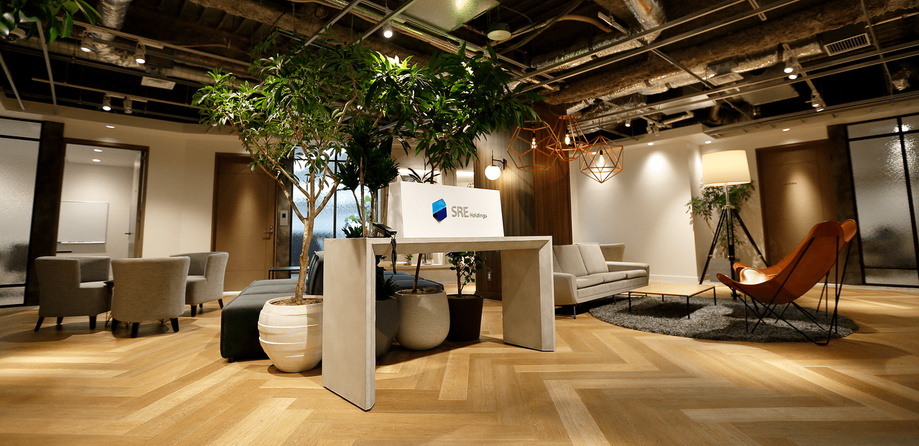 【経営企画】年間休日125日／フレックス制度あり／経産省・東証「DX銘柄2021」グランプリ受賞！SONYグループ発の「AIコンサルティング」で6年連続増収増益！売上高242億円のプライム上場企業の画像