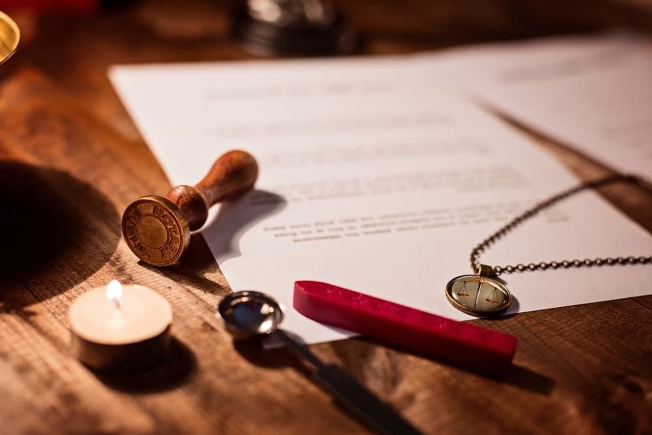 会計事務所で働く行政書士のメリットやその求人について