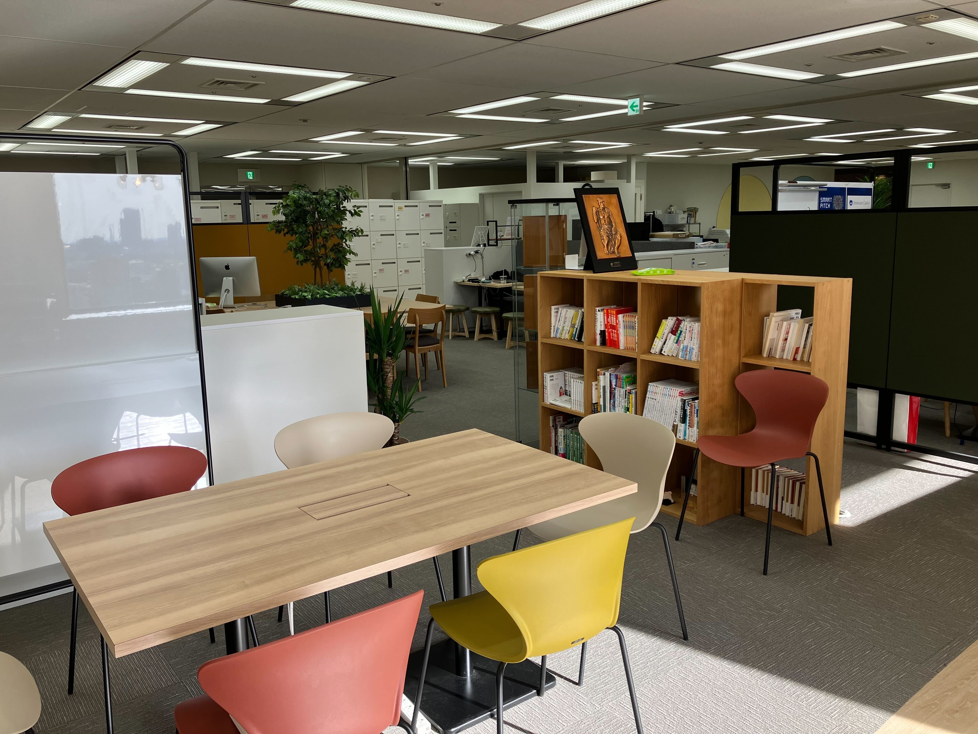 【経理管理職候補】月5日リモート！上場企業で決算・開示経験積める！スマホ、タブレット、パソコンを中心とするリユース事業を展開する時価総額21時億円の成長中のスタンダード上場企業！の画像