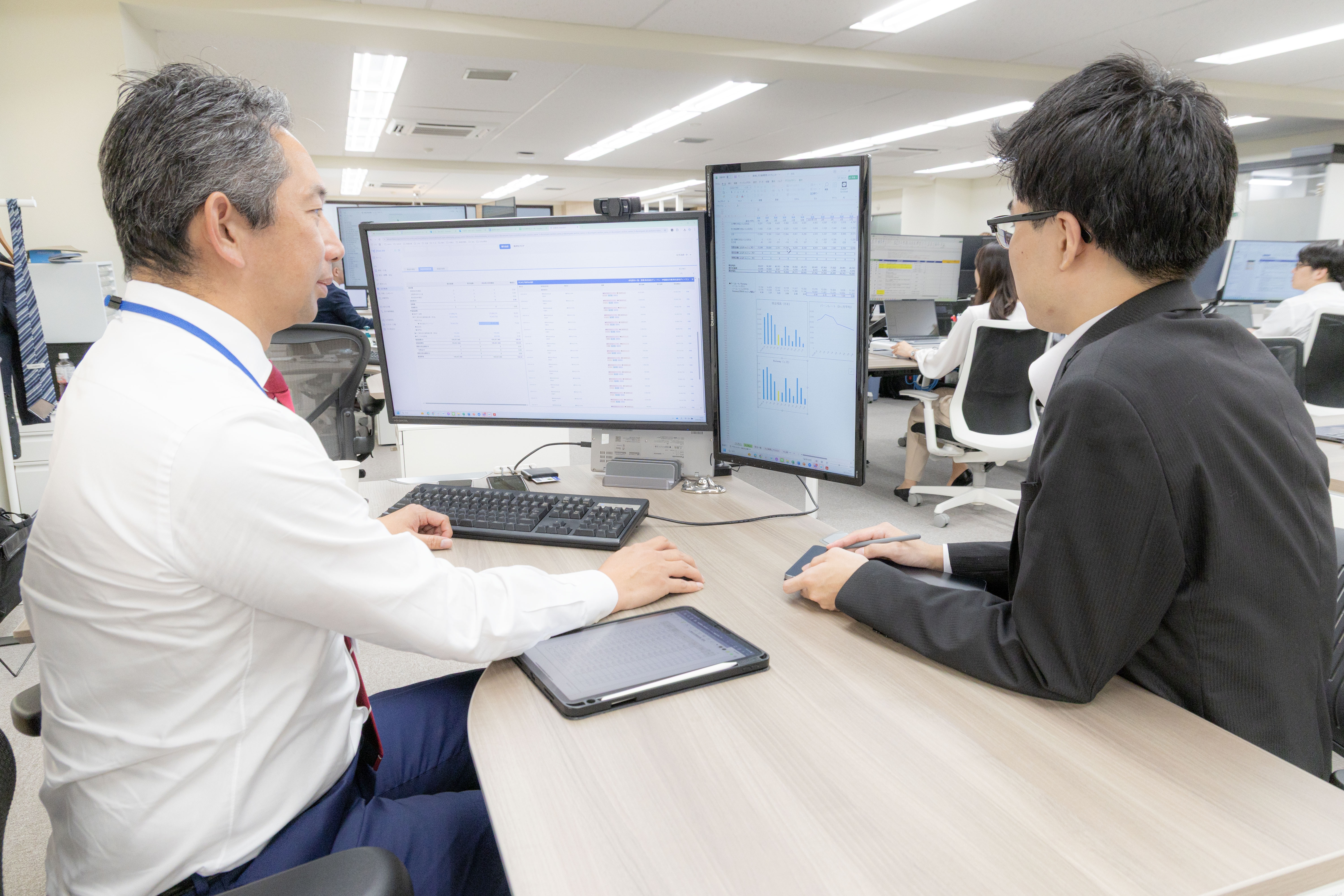 【挑戦できる環境】専門性が広がる／裁量大／年収1500万円も狙える！M&AやIPO支援に強いコンサルティングファームの画像