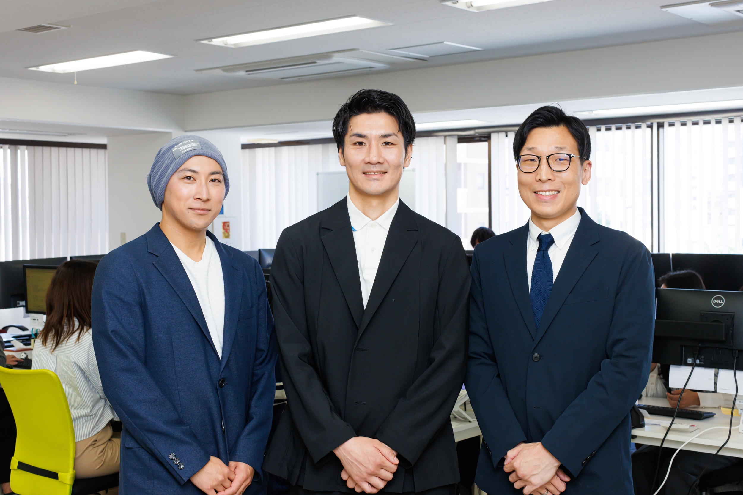 【経理】創業以来増収増益を継続！Men’s NON-NOやananにも掲載されたメンズコスメブランド「HOLO BELL」を展開！メンズコスメ事業を筆頭に、ECコンサルや化粧品企画をおこなうベンチャー企業/月次・単体決算に加え、ゆくゆくは原価計算のご経験もの画像