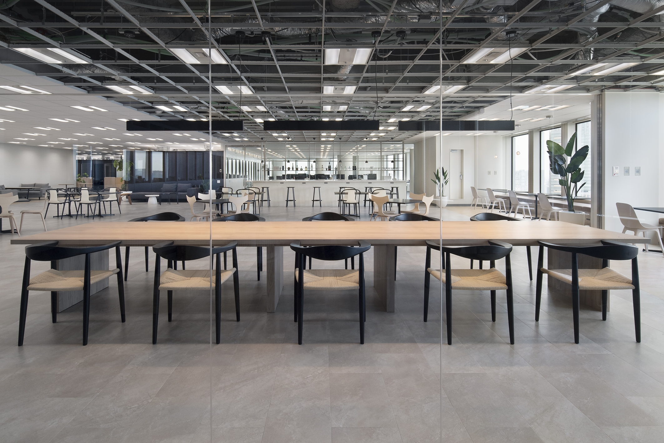 【経理】東証グロース上場！2023年売上収益前年度比39％増！ブランド企業及びインフルエンサー・クリエイターなどの個人に向けた支援サービスを提供！グローバルに事業拡大中の企業の画像