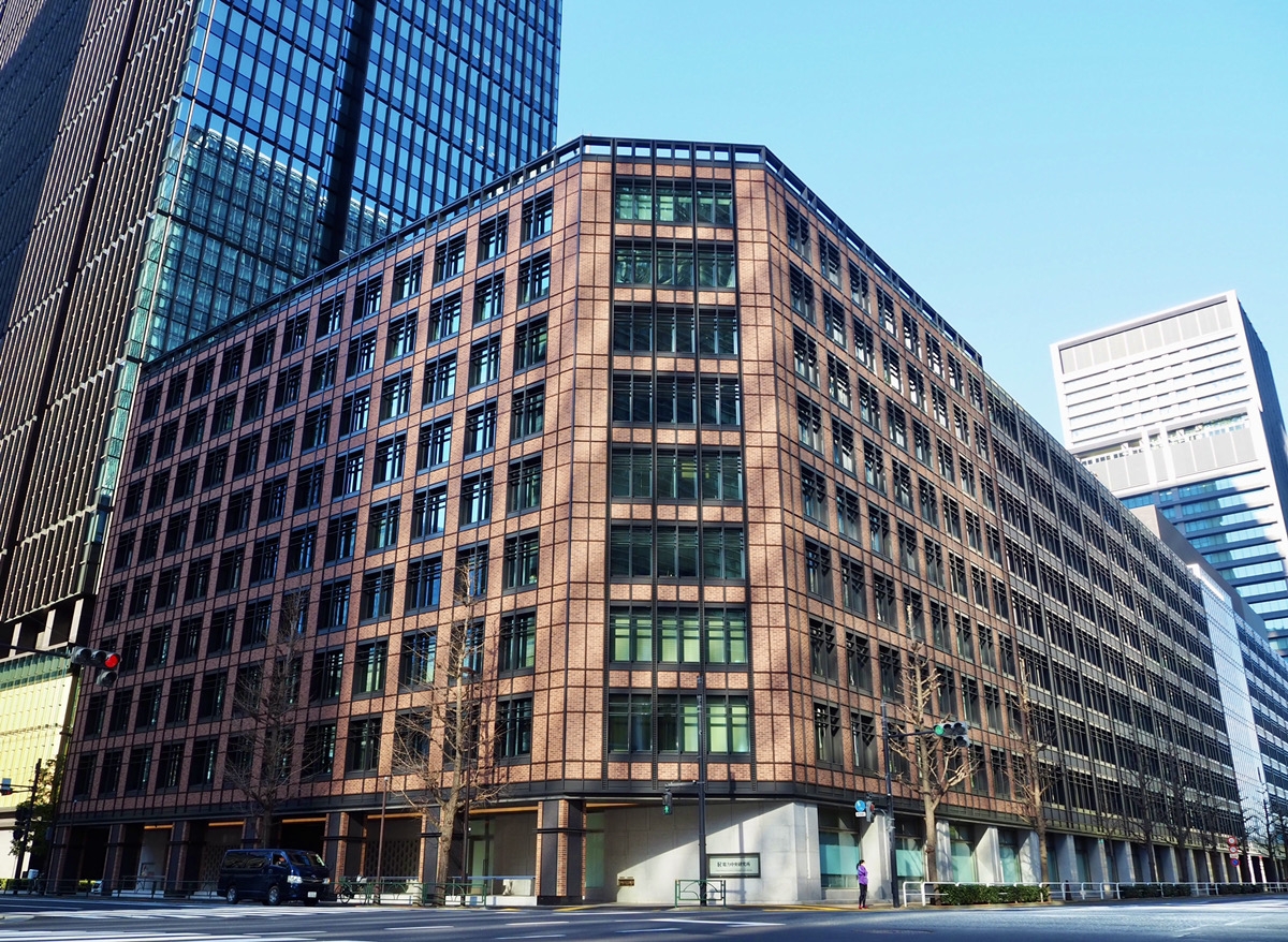 【税務会計スタッフ】7.5h労働！残業なし！年齢層も幅広く落ち着いた雰囲気でフラットな社風／グループ全体で100名規模の安定した基盤のある大手税理士法人の画像