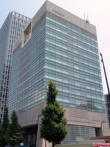 【経理リーダー】売上高成長128％／国内外1万3500店舗以上を展開するブランド／不動産開発・分譲・管理を軸に新規事業・新拠点展開で成長を続ける企業の画像