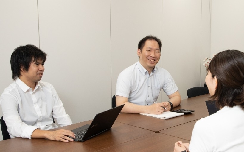 【税理士志望の方へ】みなし残業なし／17時退社可能で勉強との両立◎上場・子会社を幅広く担当できる会計税務ポジションの画像