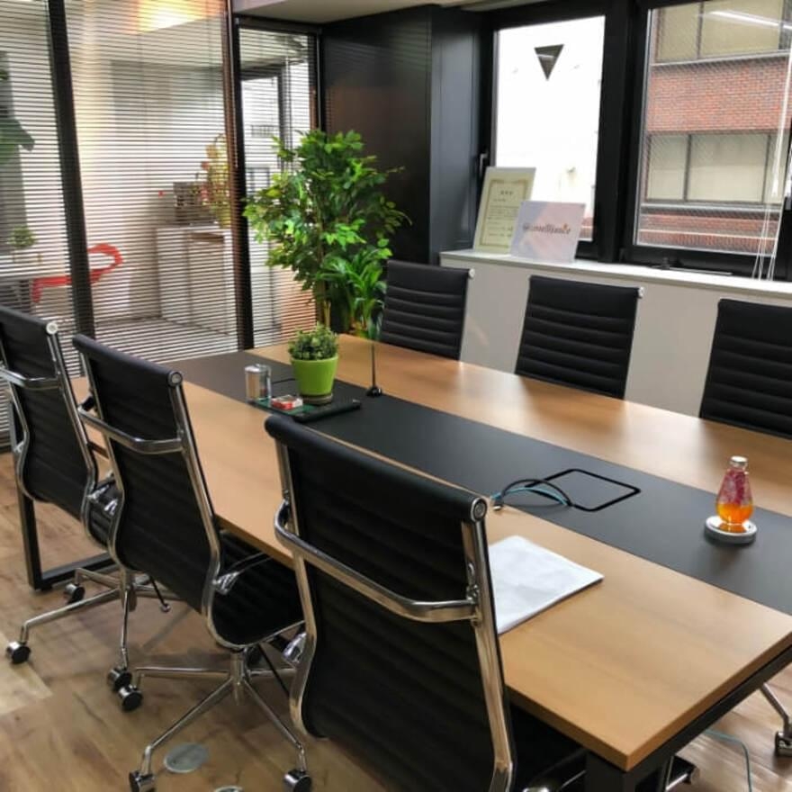 【税務スタッフ】日本唯一の障害福祉に特化した士業グループ！とにかく成長したい、スキルアップしたい方必見！一流のコンサルタントを目指せる税理士法人の画像