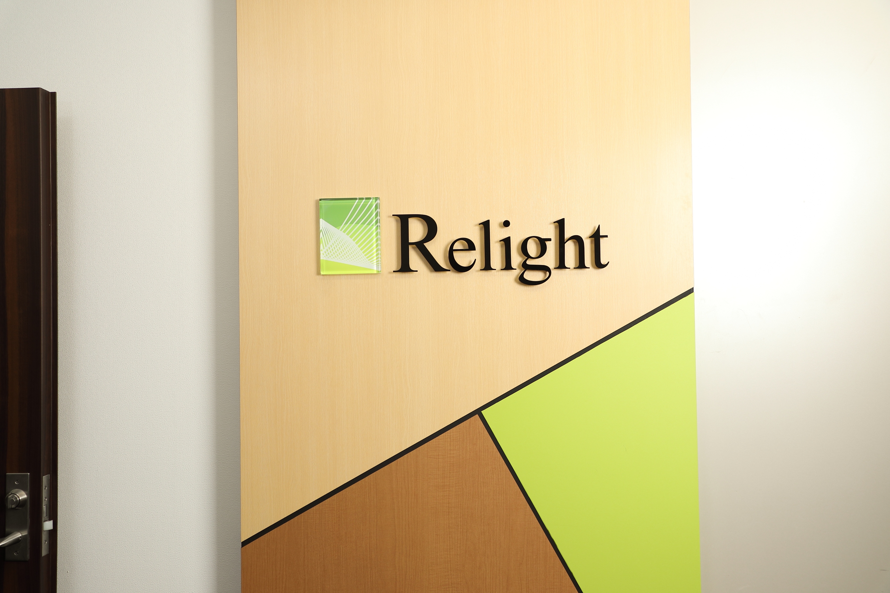 【税務会計スタッフ】藤沢駅徒歩5分／残業少な目／時短制度、資格取得応援、産休育休実績などがあり働きやすい環境を整える税理士法人の画像