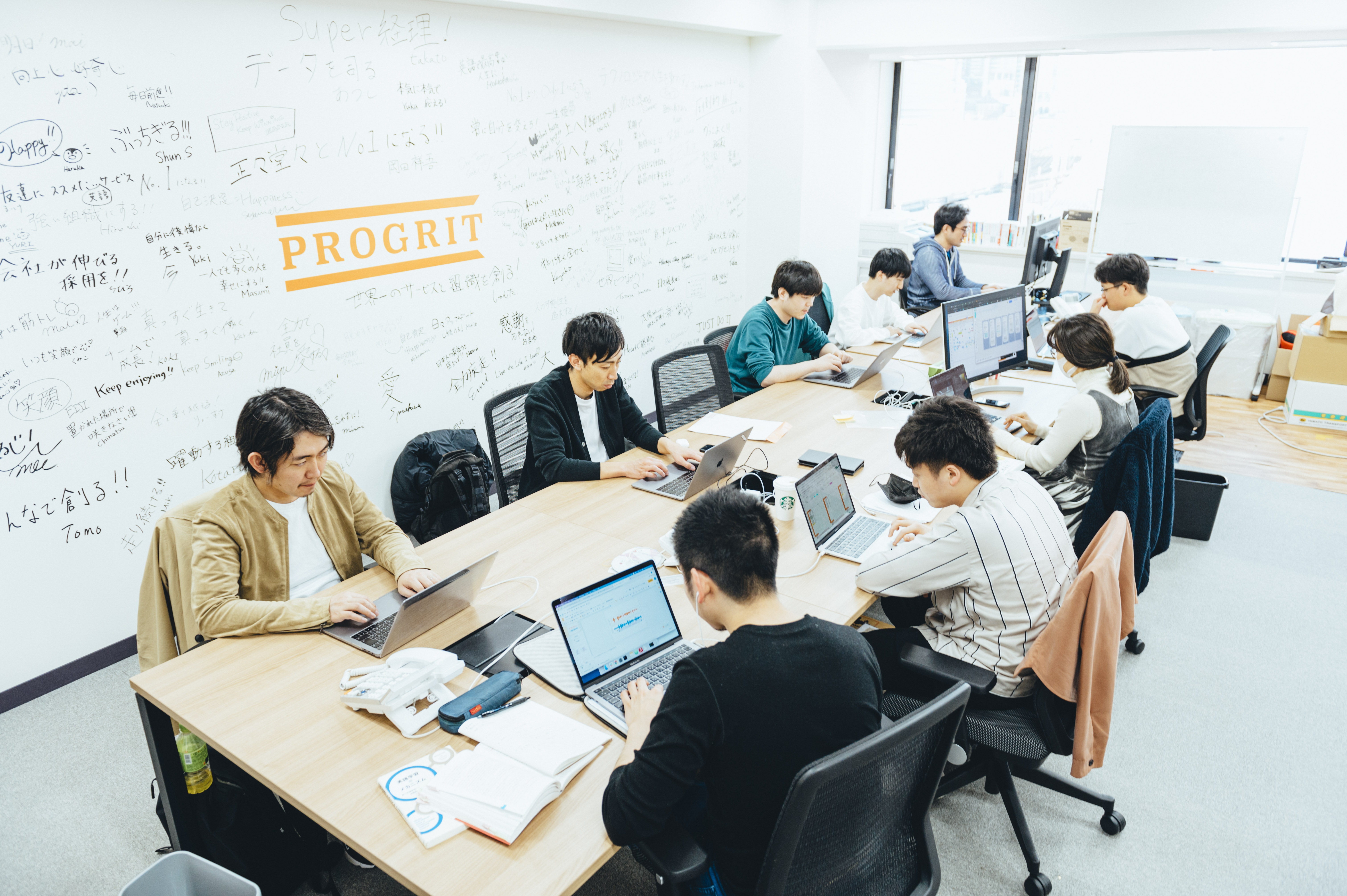 【法務】法務実務経験必須！「ビジネス英語特化型コーチングスクール」を展開する2016年創業のスタートアップの画像