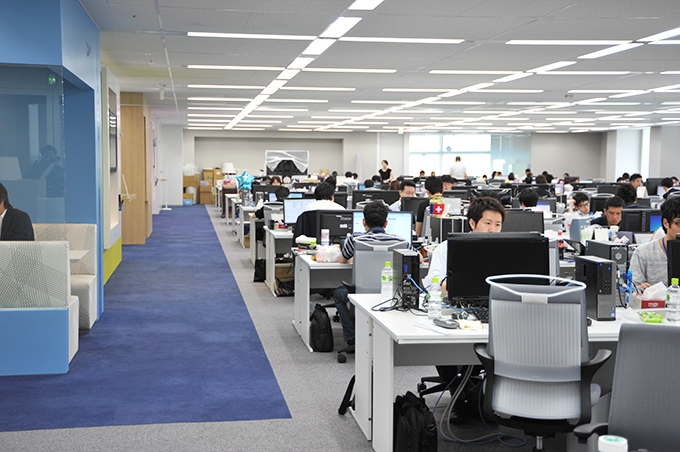 【法務】法務スタッフ募集！リモート・フレックスあり！マーケティングDXパートナーを目指すプライム上場企業の画像