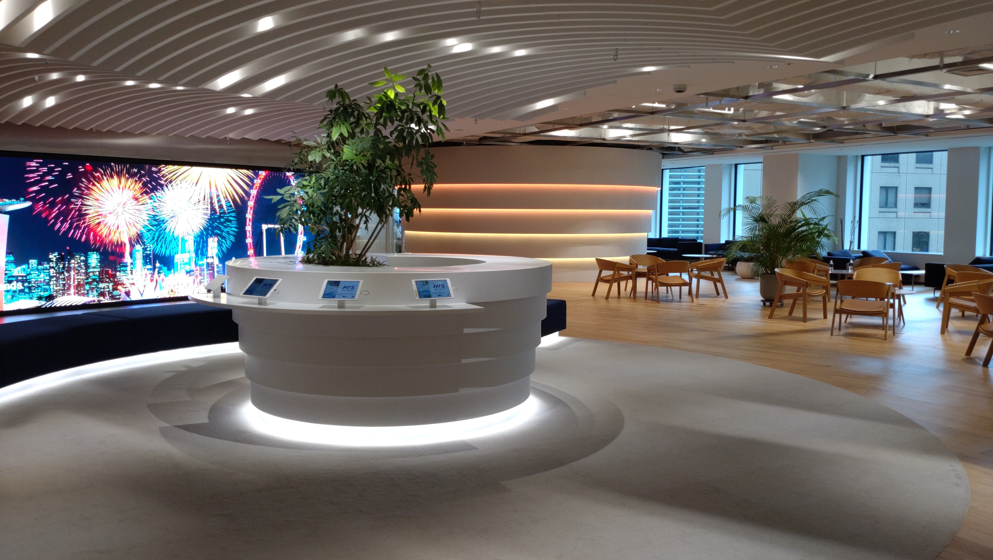 【経理（リーダー候補）】フレックスあり／グローバルに展開する大手旅行会社で、 100社をこえるグループ会社の経理業務を支援！英語力が活かせます！の画像