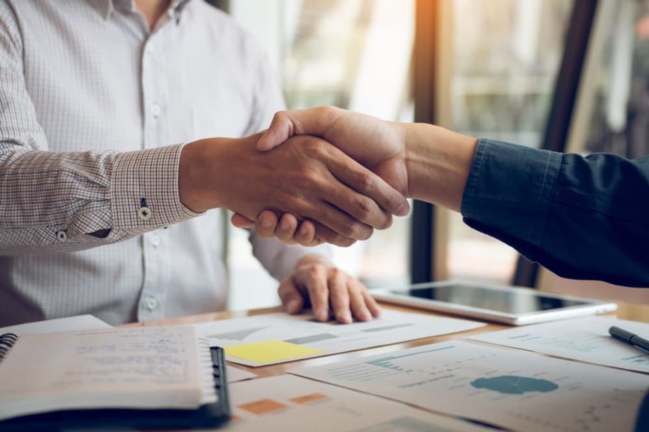 業務委託における準委任契約と請負契約 その違いとは?