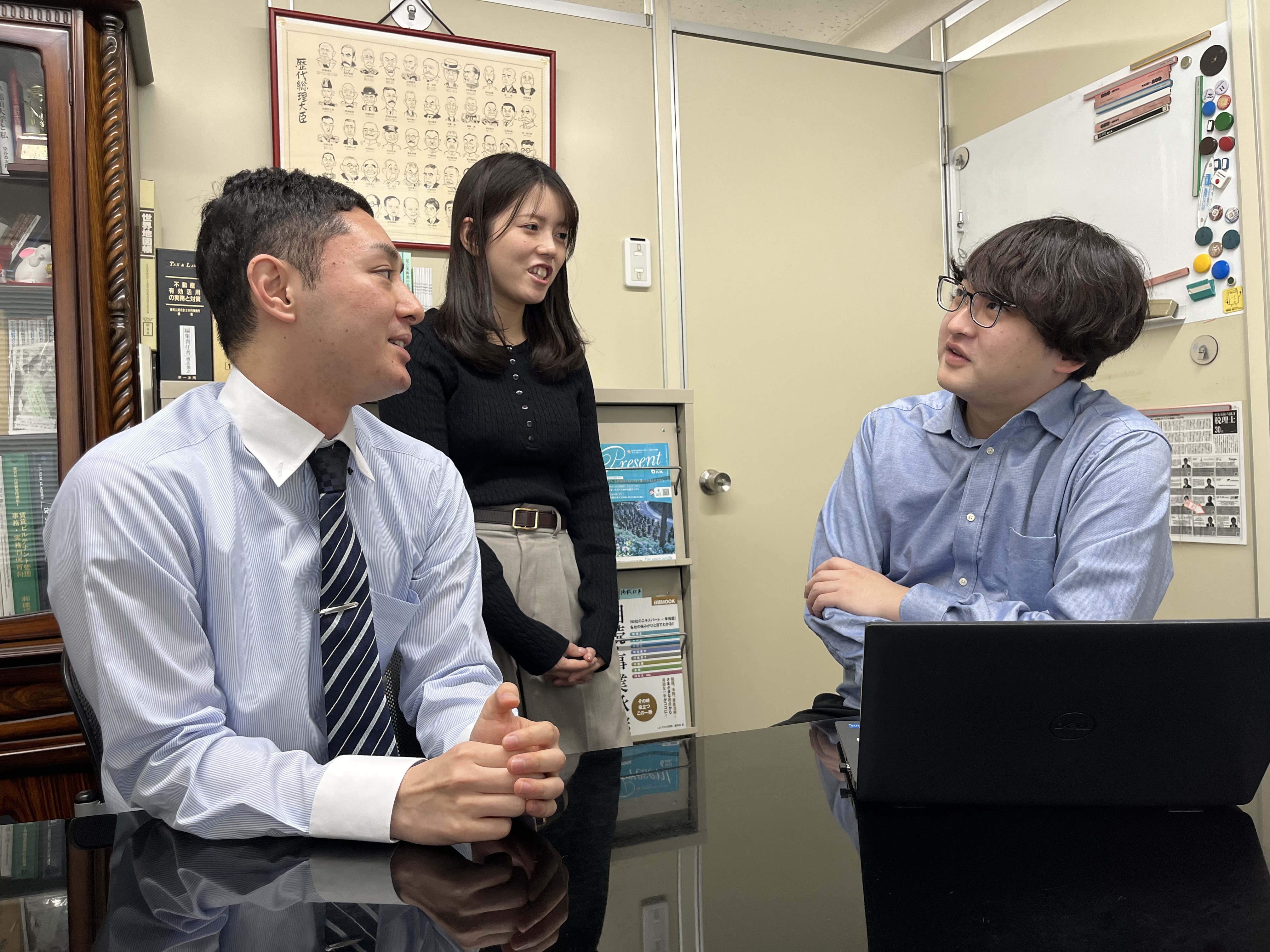 【女性活躍中】リモート×残業月10h｜入力業務だけでは終わらない 顧問先対応〜申告まで一気通貫で担える税務ポジションの画像