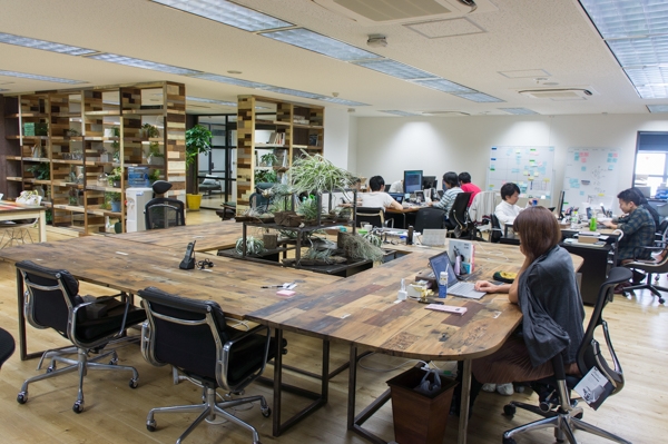 【経理】経理マネージャー候補！様々な福利厚生で「働きやすさ」と「働き甲斐」をサポート！モバイルペイメントプラットフォームを中心に事業展開する企業の画像