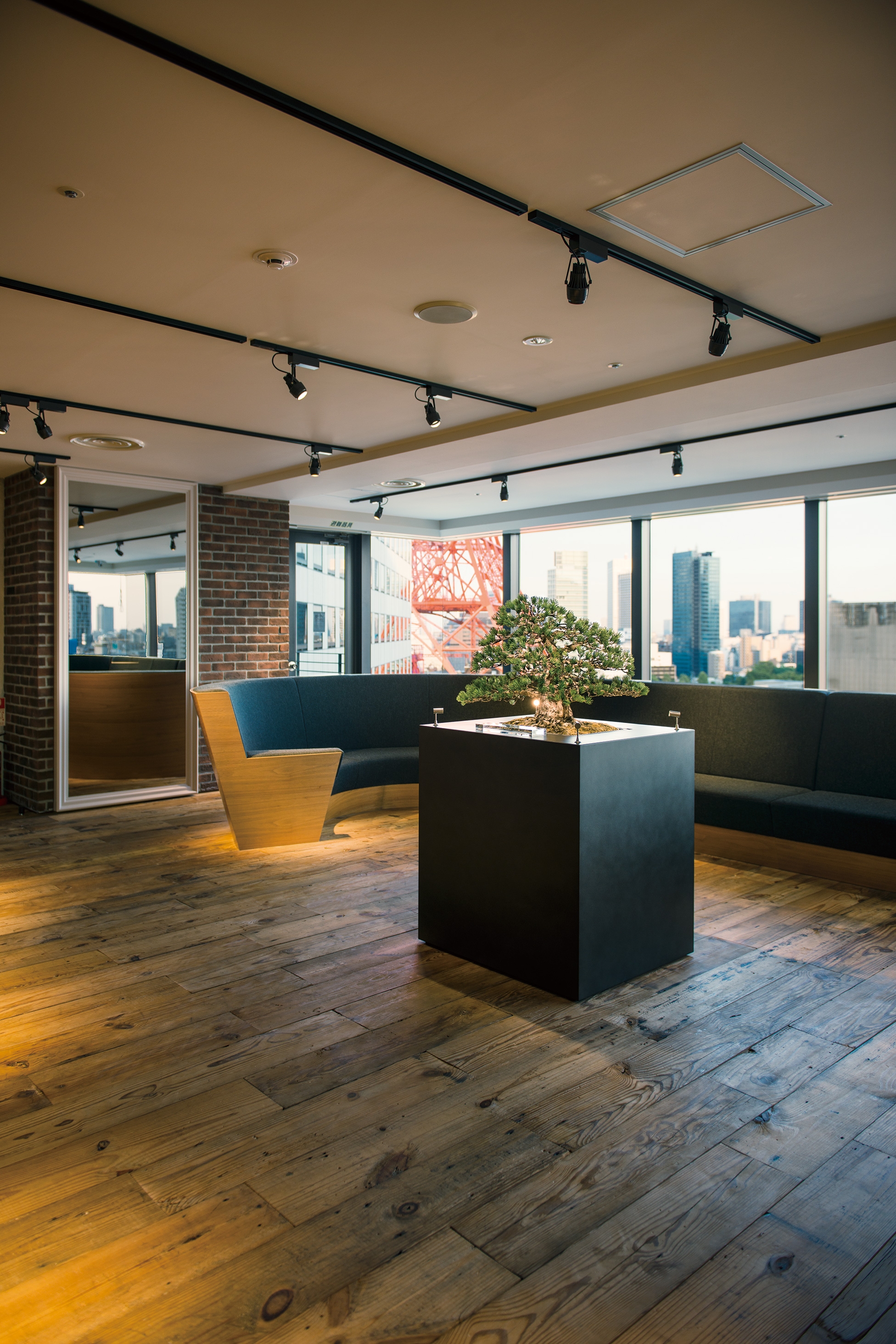 【経理】経理スペシャリスト(ディスクロージャーグループ)！リモートワーク体制推進中！年売上高成長率150％の急成長ITサービス企業の画像