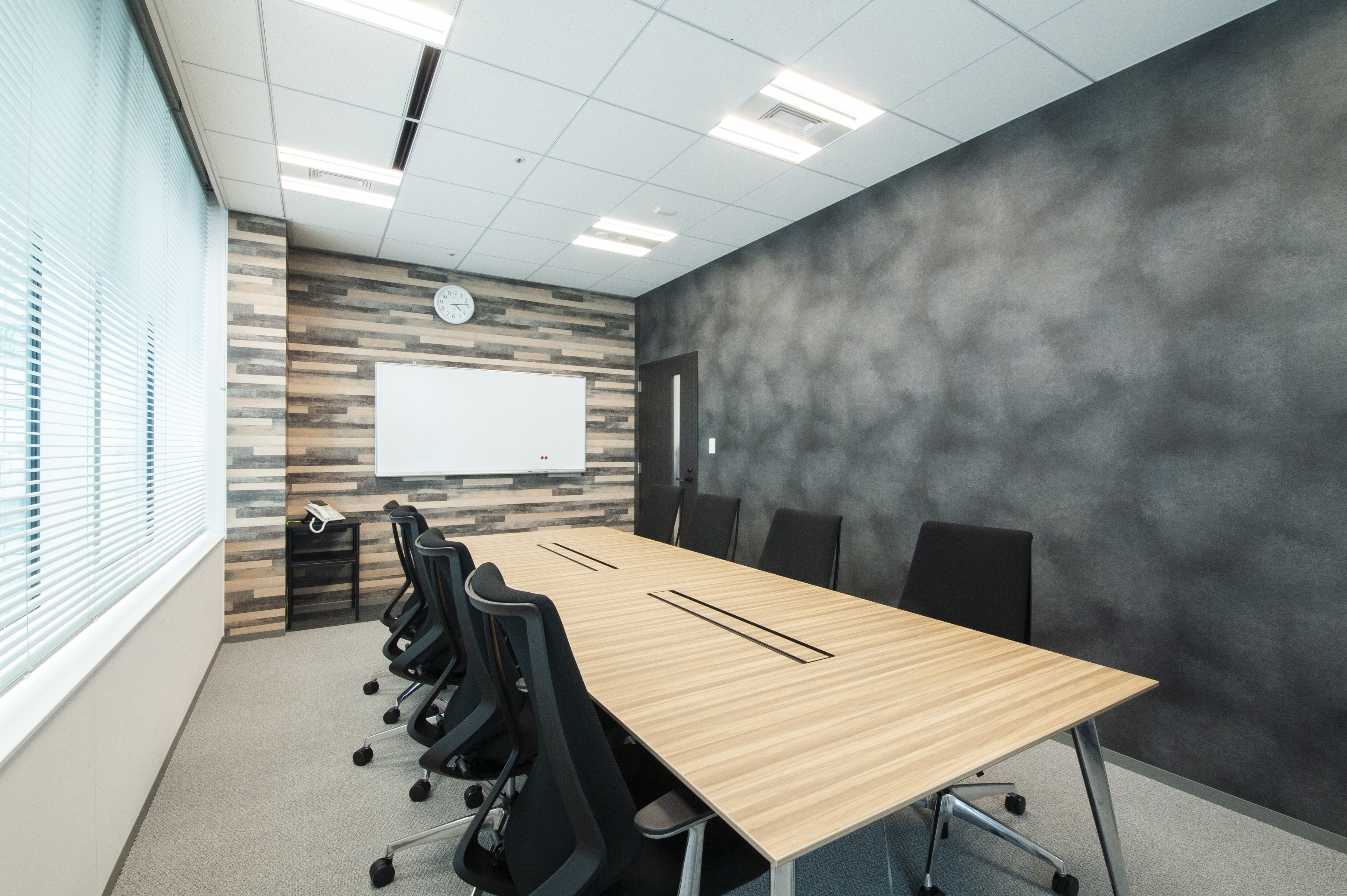 【法務】法務スタッフ！タイムリーシフト制度！経営戦略・事業戦略に法務の面から貢献できるの画像