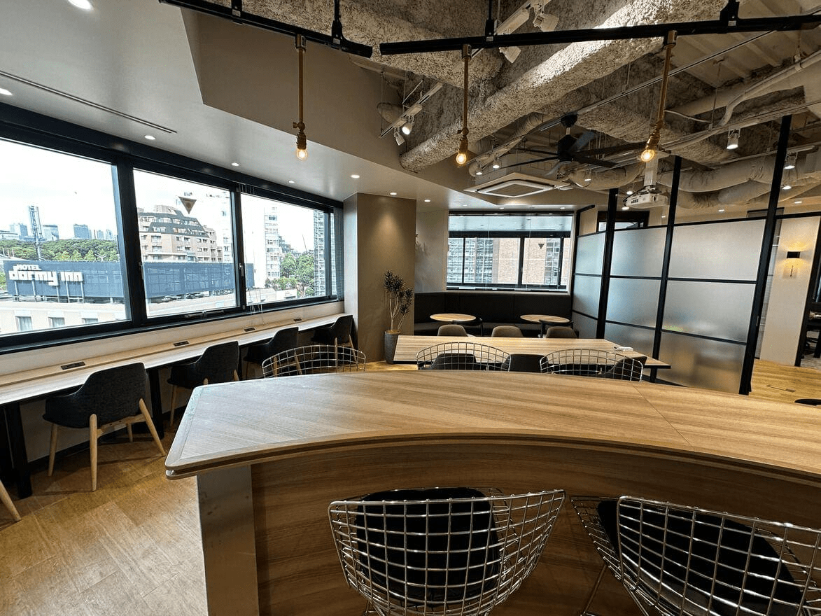 【時差出勤・週2リモート】裁量をもってチームを率いるマネージャー候補！◎実力次第で報酬アップ可能な税理士法人の画像