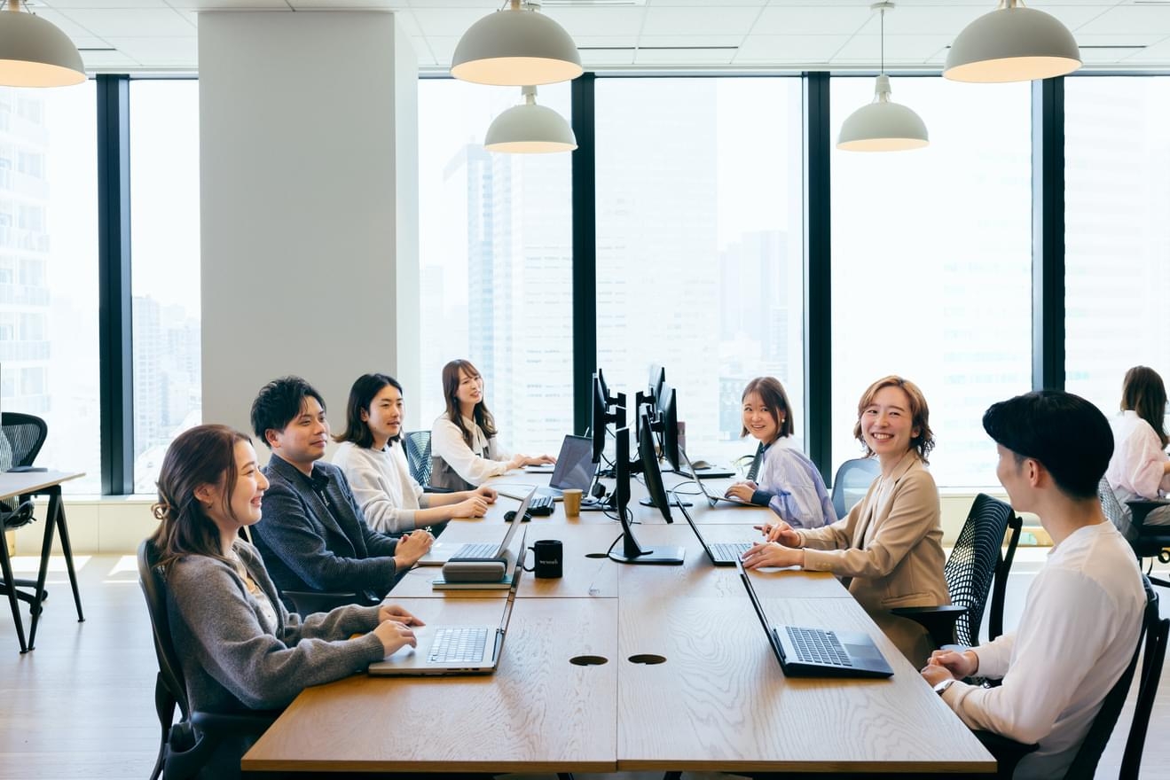 上場企業×原則リモート｜開示・M&Aにも関われる経理｜「マッハバイト」を展開の画像