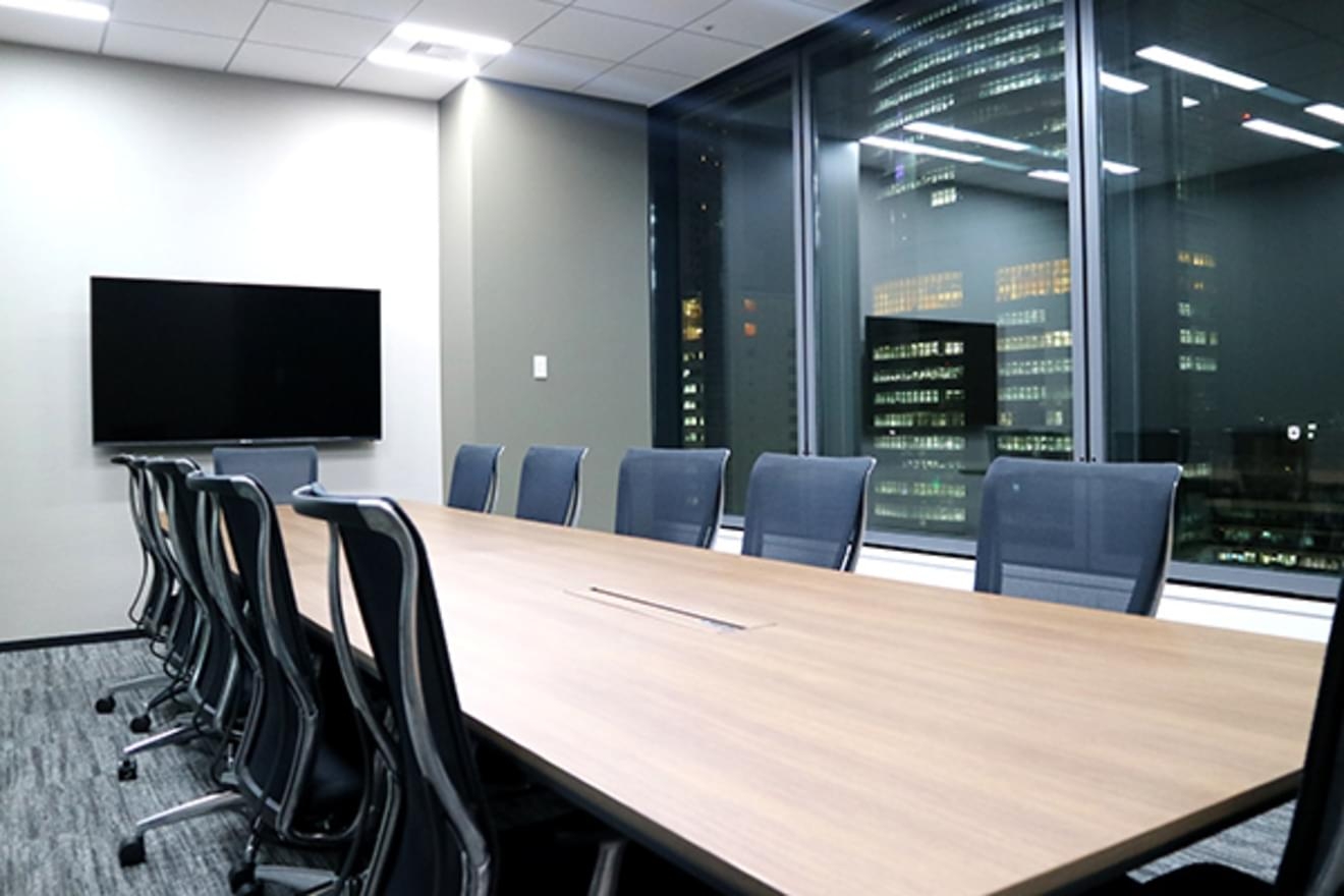 【法務】法務スタッフ募集！年間休日130日！プライム上場！コロナ禍でも9期連続増収増益継続中の転貸借事業で挑戦する企業の画像