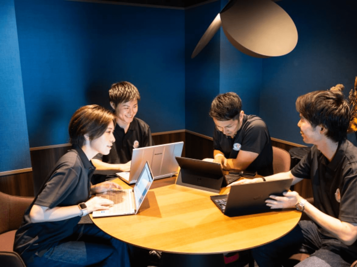 【挑戦を支援】将来的な独立もサポート！グループ内ベンチャー制度で新しいキャリアに挑める！プロフェッショナルかつ成長の機会に溢れ、挑戦を後押しする環境がある税理士法人の画像