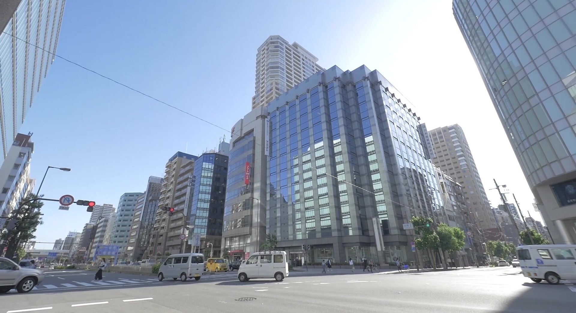 【社会保険労務士】実務未経験でも成長できる環境です！資格取得支援も充実！経営コンサルに強み／社員同士が協力することによるチームワークの良さが自慢の社労士法人の画像