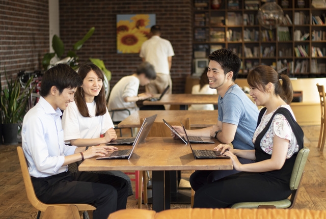 【法務】法務担当募集！リモートワーク可能！東証プライム上場・IT全般にサービス領域を拡げている会社の画像