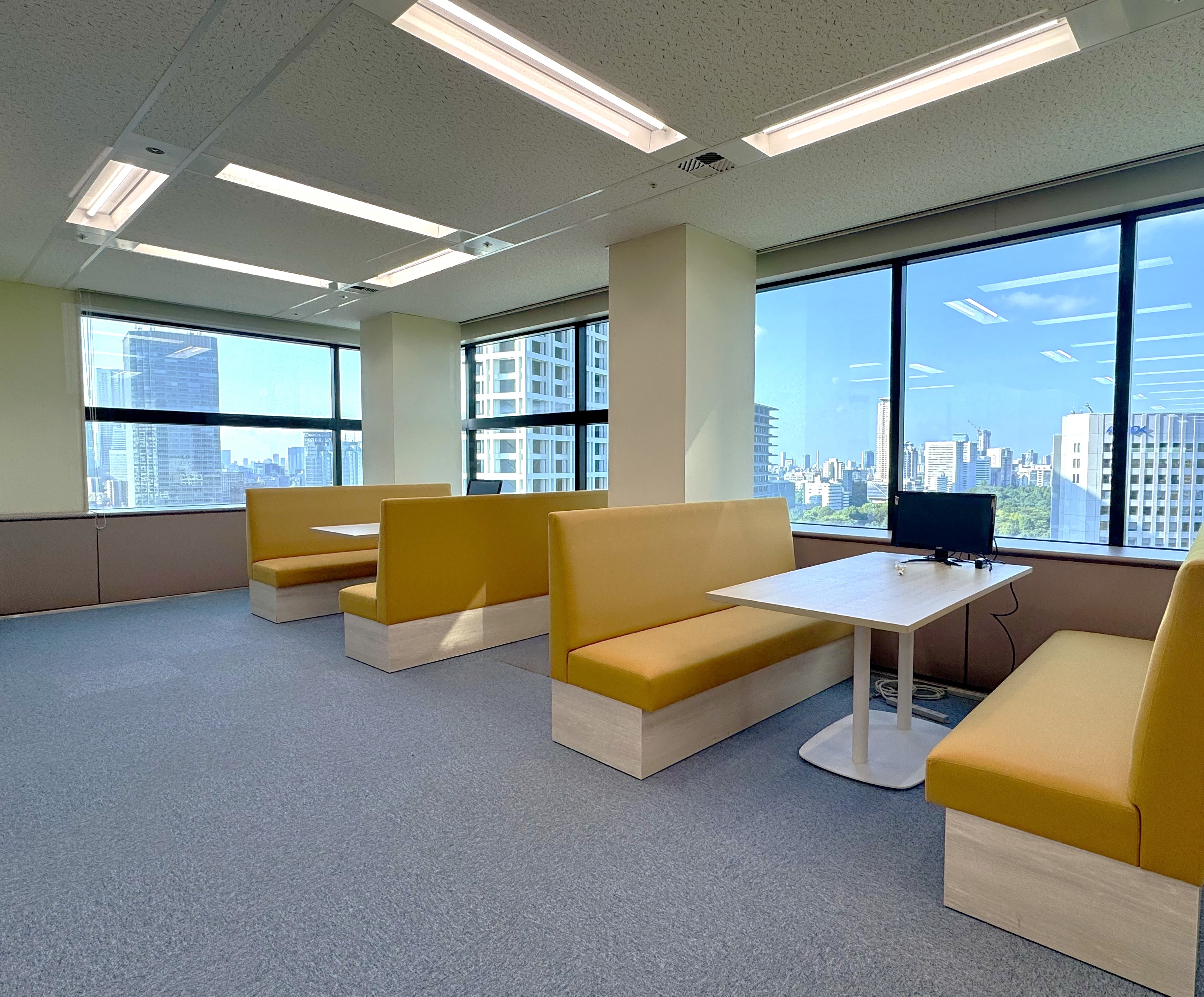 【経理スタッフ】未経験歓迎◎幅広い経験を積むことが可能！想定残業時間が10時間未満とWLBが整っている法人の画像