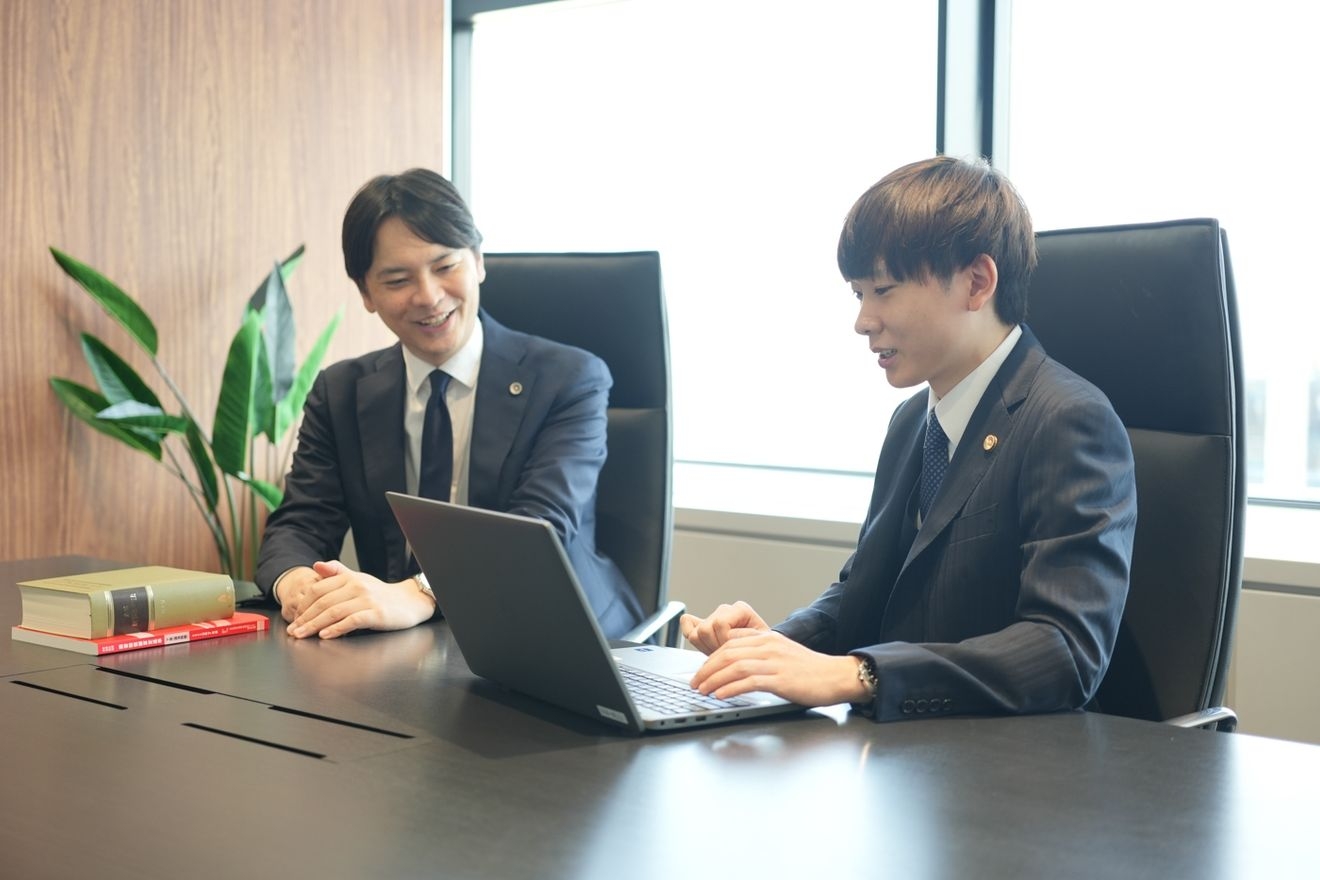 【アソシエイト弁護士】初年度...の画像