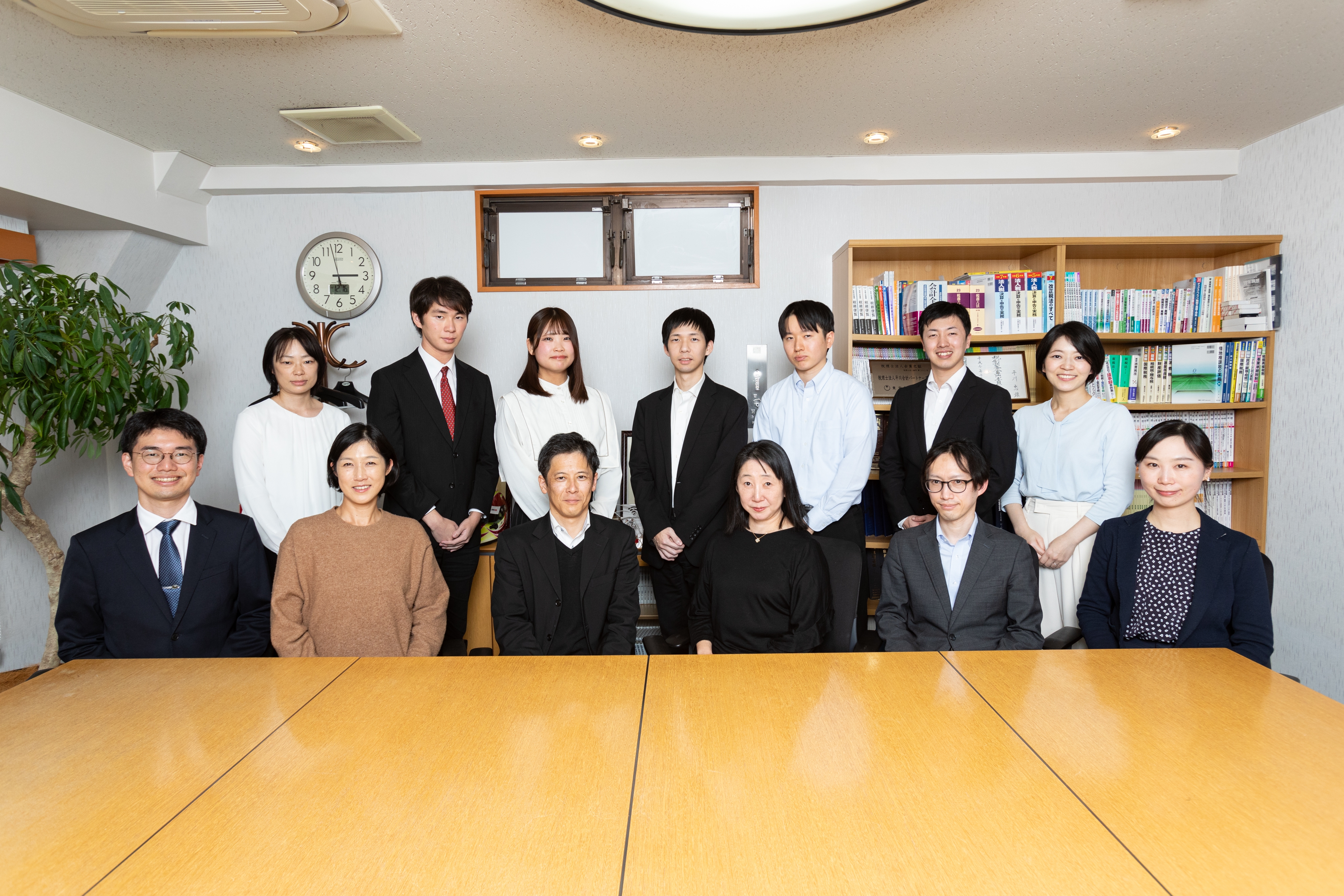 【税理士募集】法人税務を軸に、相続・事業承継まで幅広く携われる総合税理士法人｜顧問先1,000社超／在宅・時差出勤可の画像