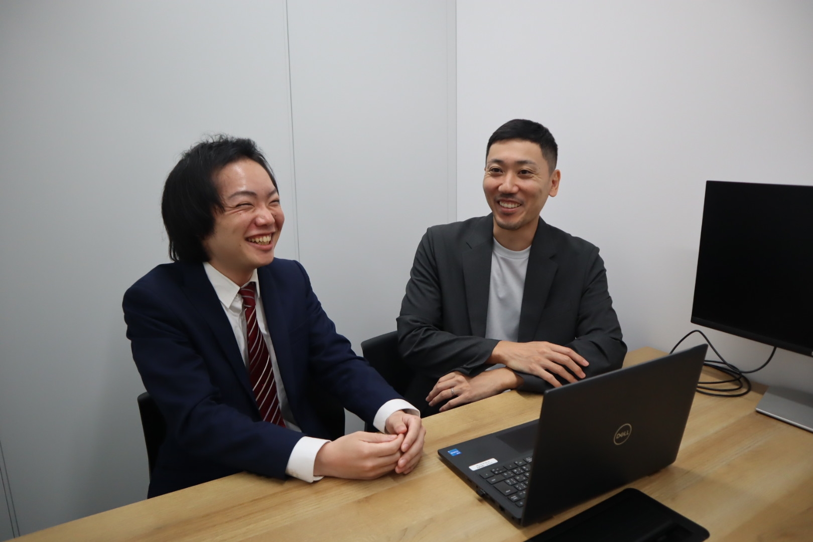 【実働7時間×17時退社】売上1億未満から数千億規模の上場子会社・外資案件まで担当拡大｜少数精鋭5名で裁量大きく働く税務ポジションの画像