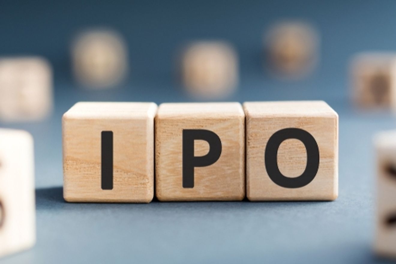 上場廃止する会社の株はどうなるのか?ケース別対応方も解説します。