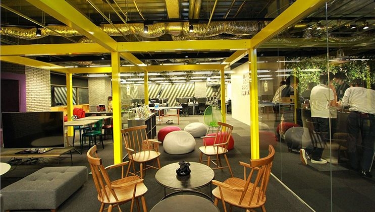 【経理マネージャー】経理領域または財務領域の実務経験必須！完全週休2日制！六本木駅直結！住居手当2万円あり！社会問題解決事業の会社の画像