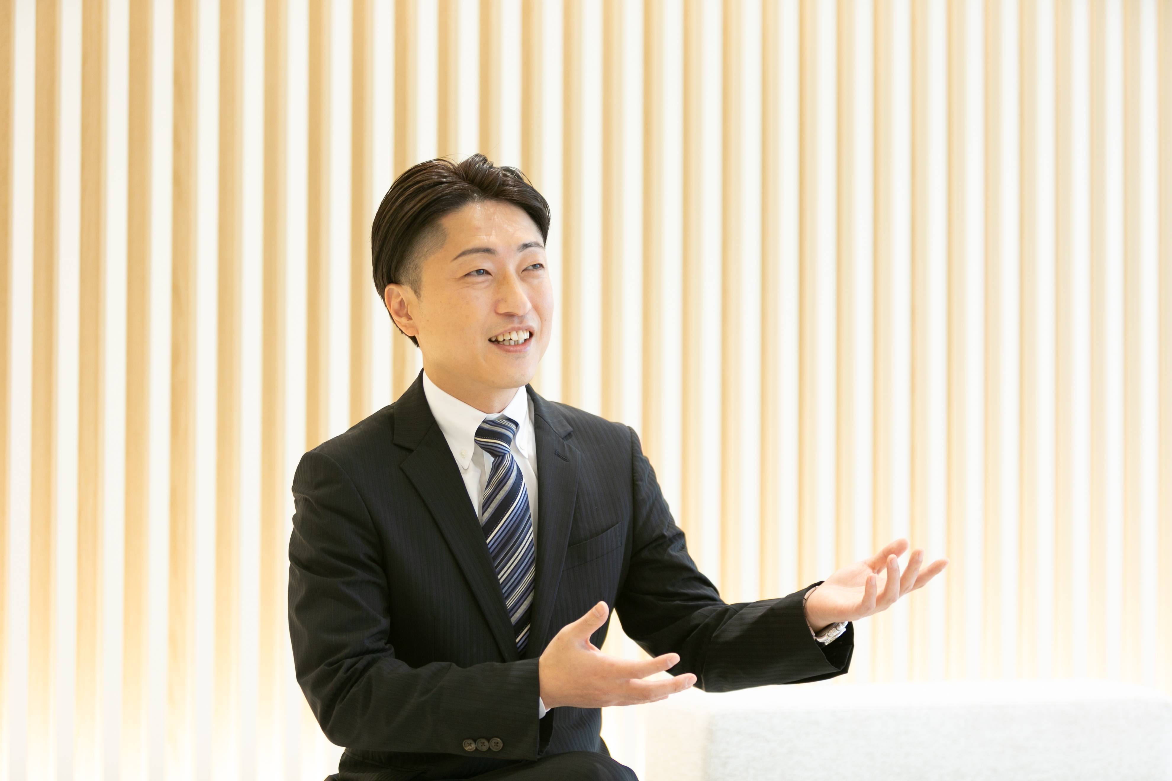 【税務スタッフ】ニーズが高まる相続担当募集！7時間勤務、フレックス・リモート制度完備、精鋭の公認会計士・税理士が在籍、質の高い会計コンサルティングを提供している税理士法人の画像