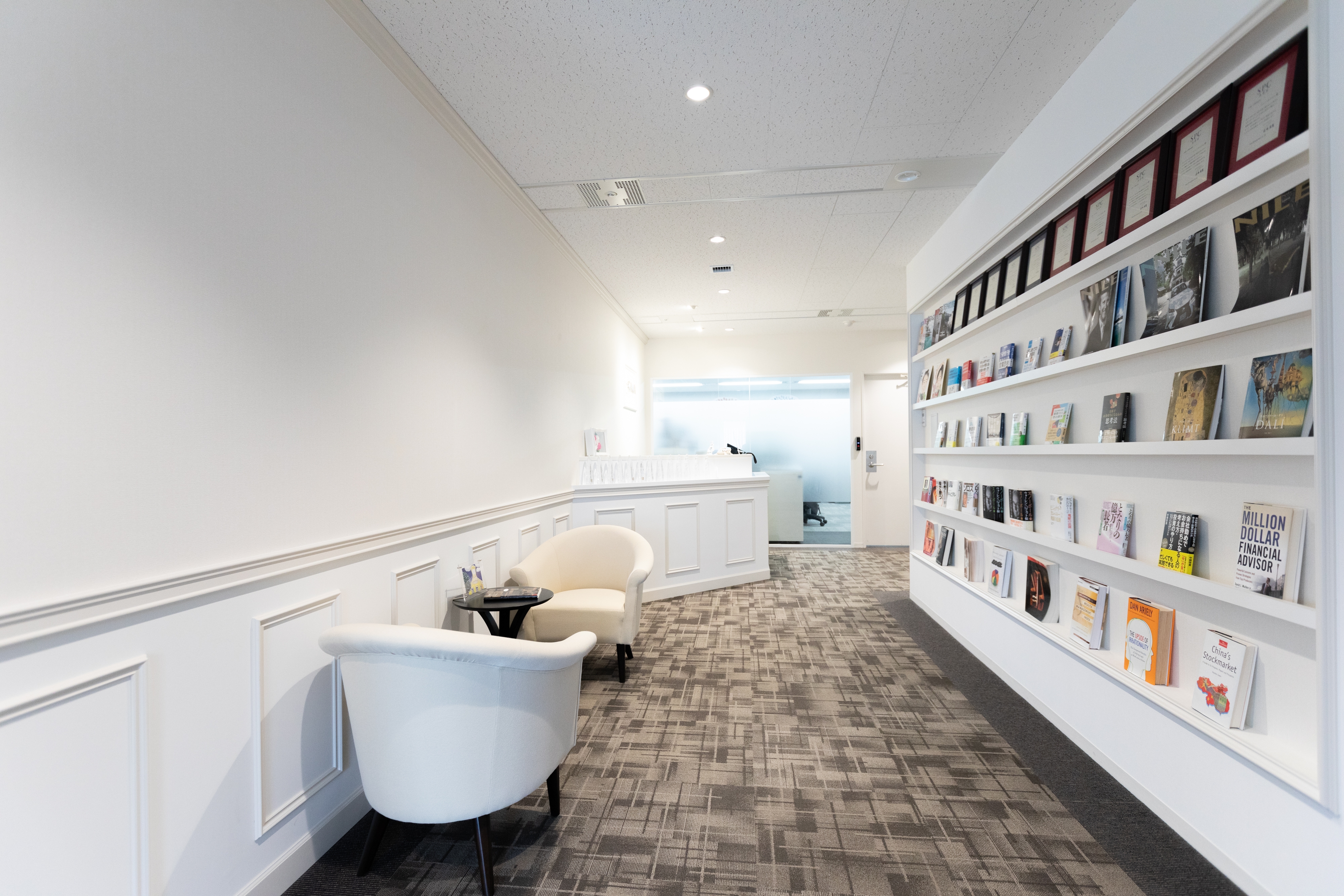 【経理スタッフ】独立系のファイナンシャル・アドバイザー（IFA）として、顧客のライフプランに合わせた資産運用、保険、住宅ローンの相談、およびそれらの実行支援をワンストップで提供するTPKYO PRO Market上場企業の画像