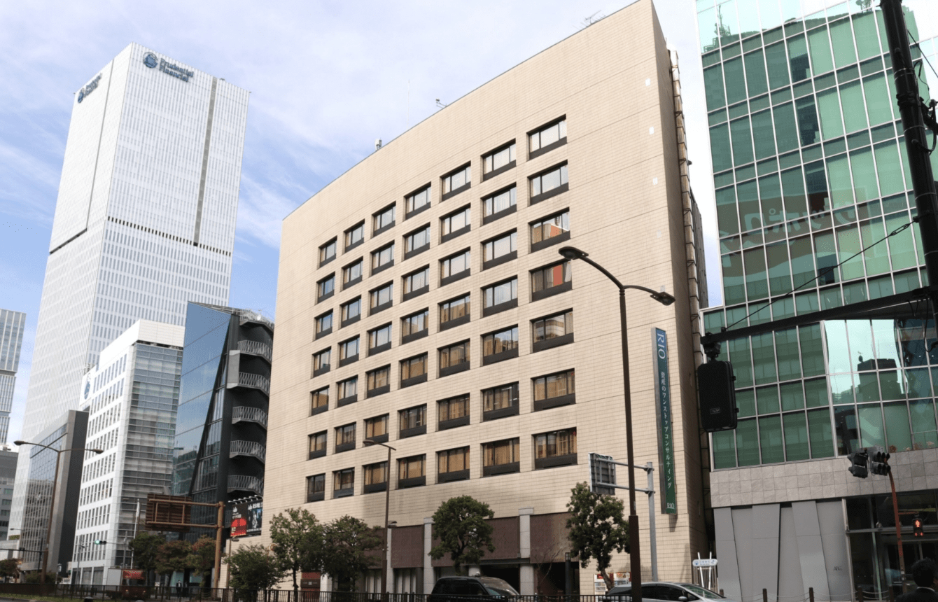 【第二新卒歓迎】経理・法務・人事から適性で配属｜ジョブローテで市場価値を高める｜従業員2,000名規模を支えるバックオフィス総合職の画像