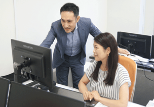【柔軟な働き方】実働7.5時間×残業月20h未満｜時短勤務相談可｜少数精鋭の落ち着いた環境で長く働けるの画像