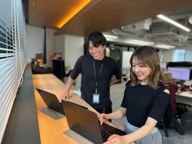 【未経験からバックオフィスへ】経理・労務・法務・総務を幅広く経験｜若手メンバーが活躍中の画像